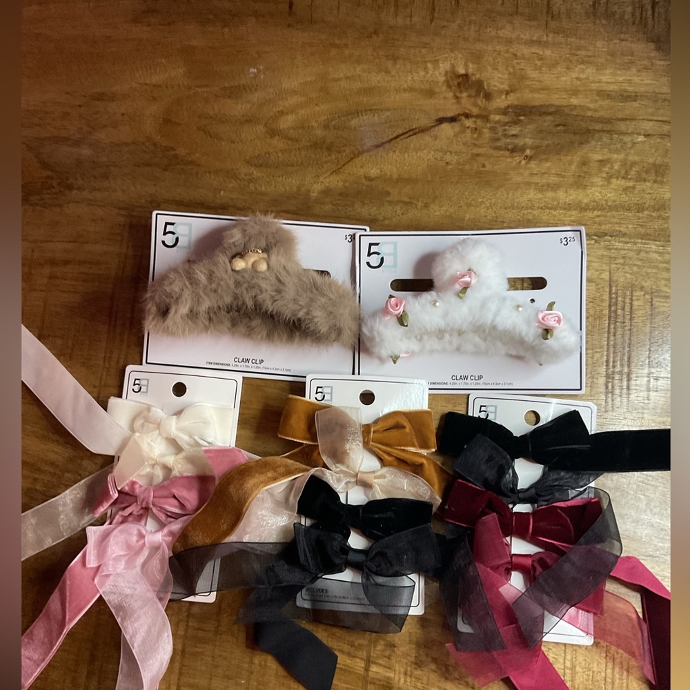 Hair clips 
Hair bows multiple simple colors